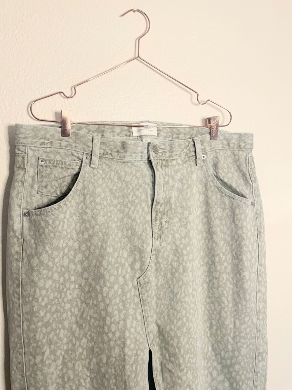 Universal Thread Gray Leopard Print Denim Midi Skirt Size 16 - Picture 4 of 9